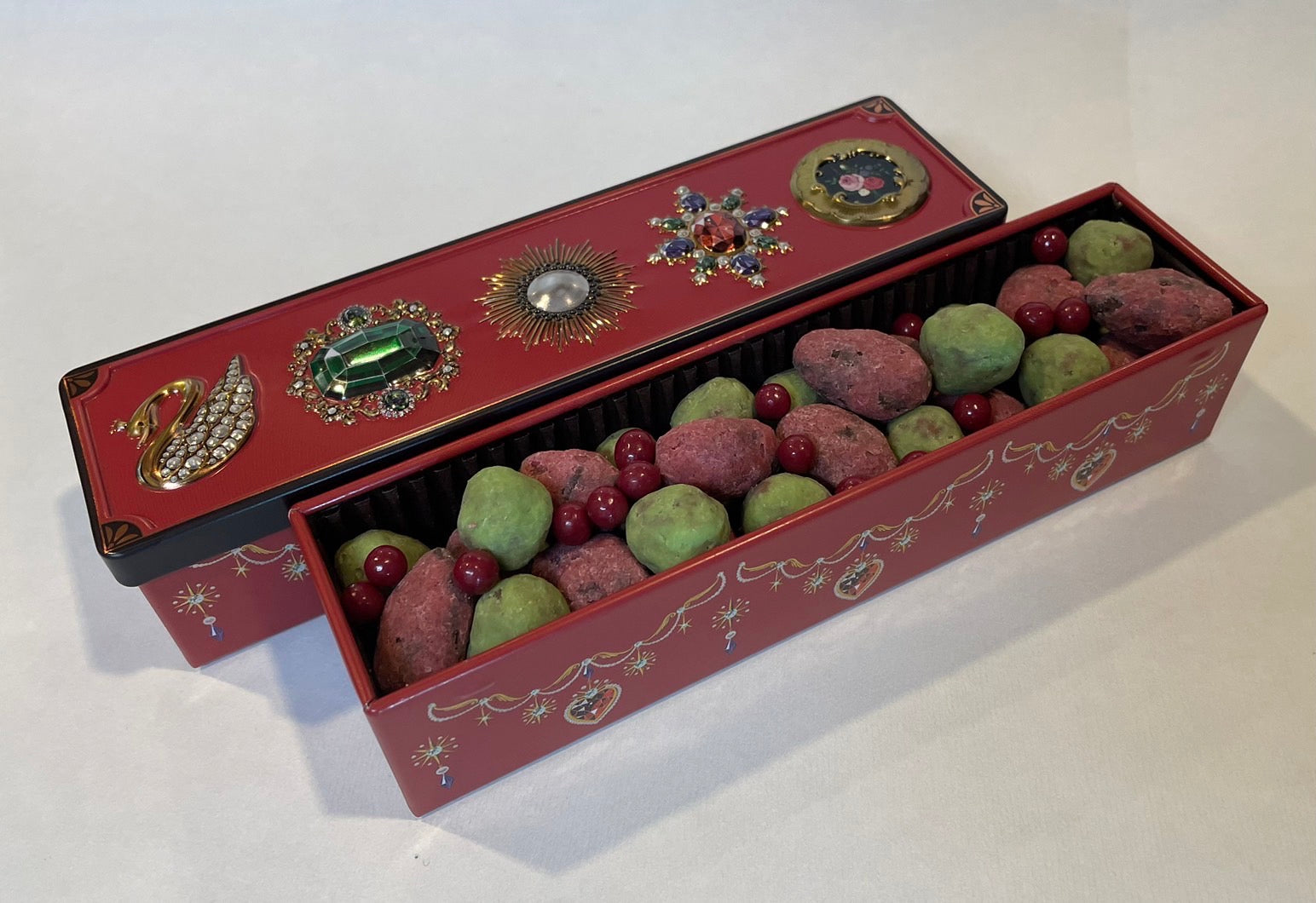 バラエティジュエリーセット 巡回展「コスチュームジュエリー」愛知限定スイーツについて – chisa