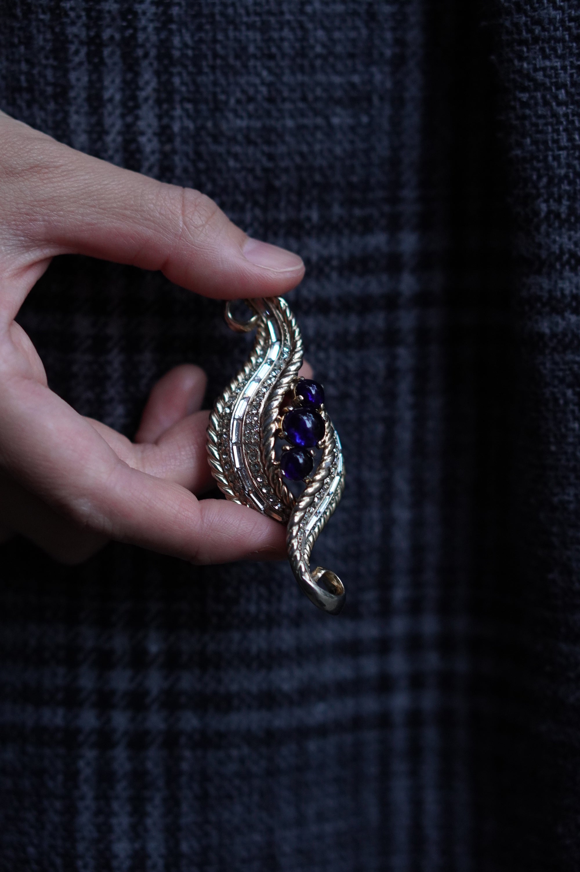 Schiaparelli(スキャパレッリ)コバルトブルーガラスブローチ /ヴィンテージ・コスチュームジュエリー