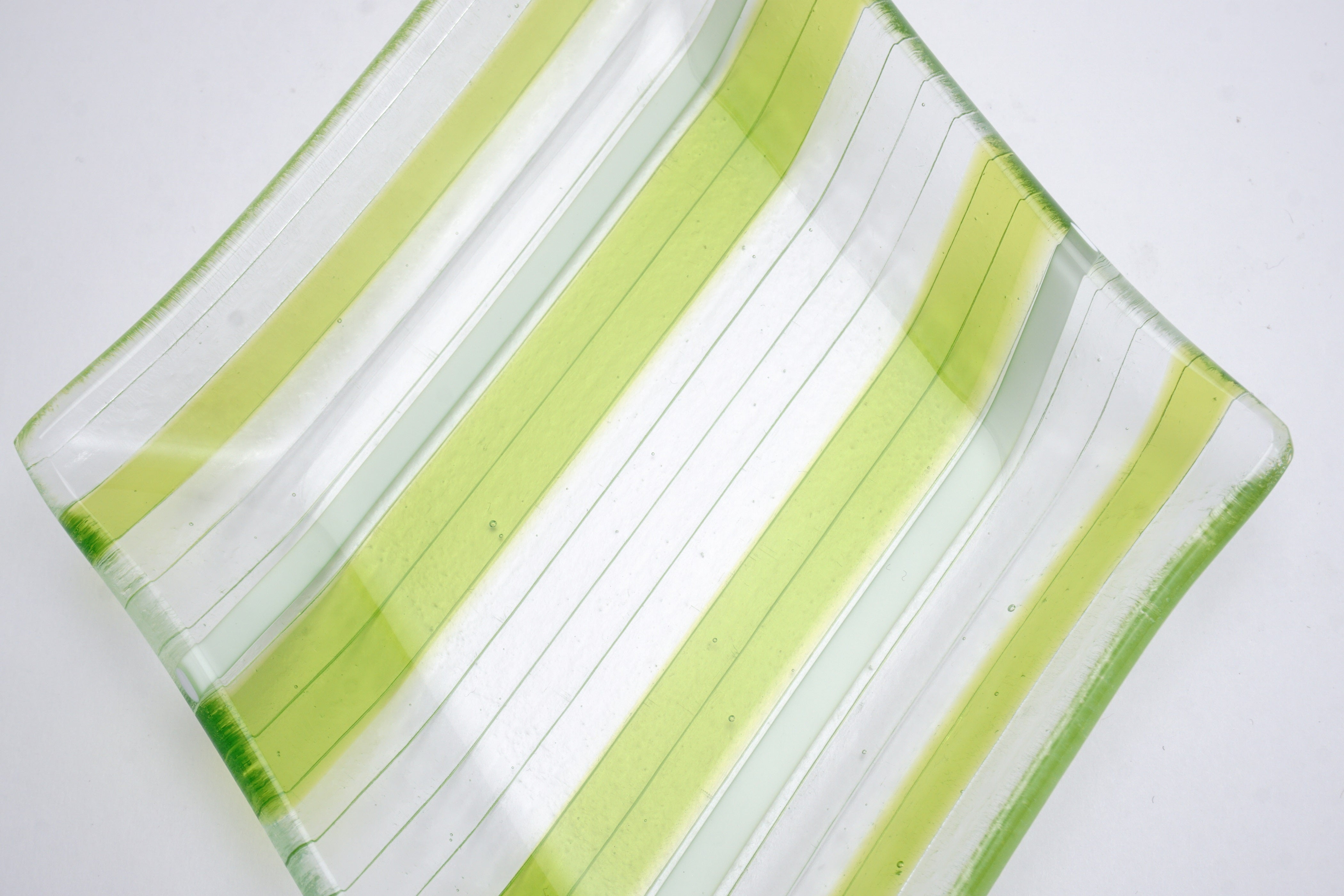 ムラーノガラス(ベネチアングラス)〈プレート/菱形皿〉