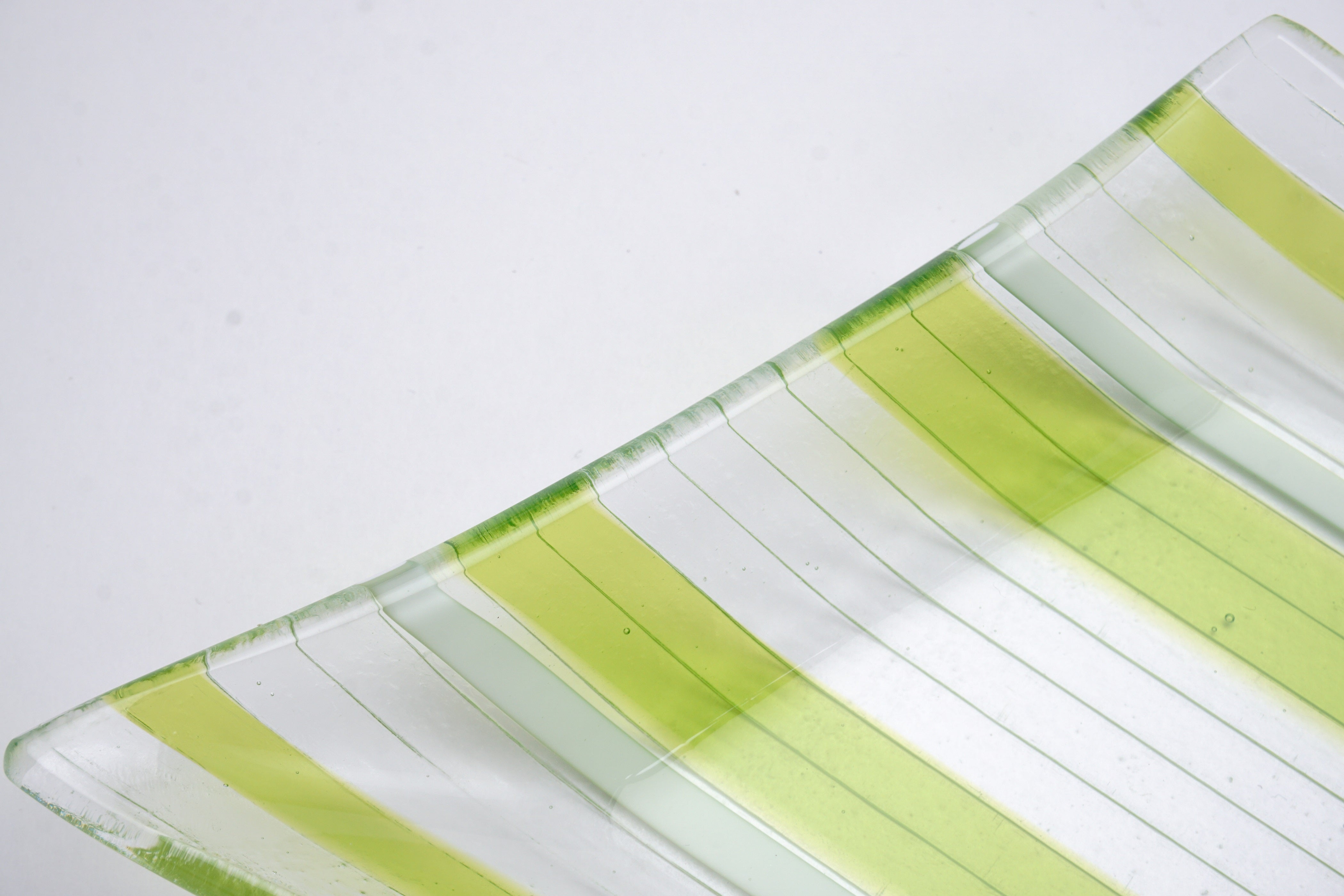 ムラーノガラス(ベネチアングラス)〈プレート/菱形皿〉