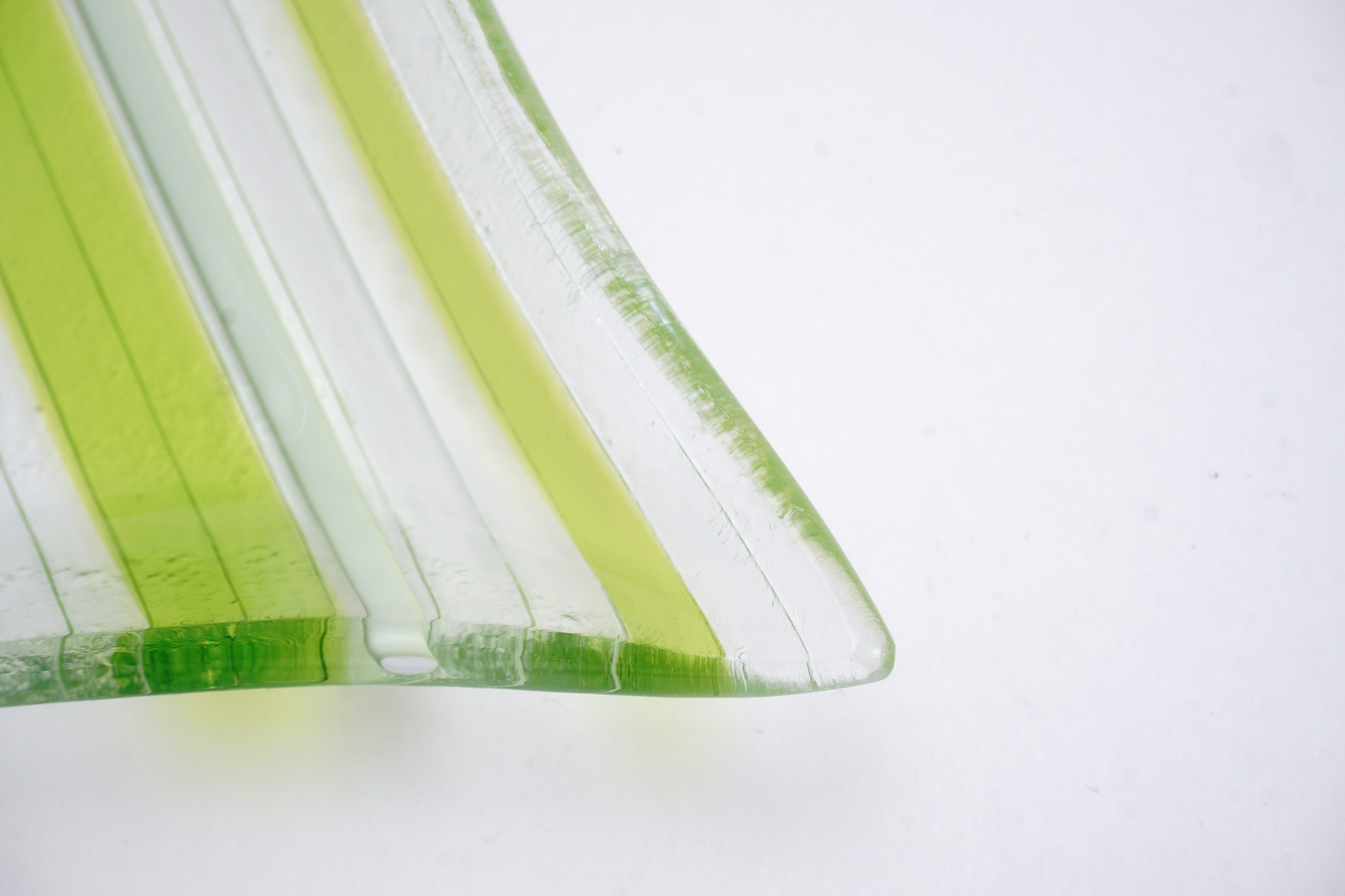 ムラーノガラス(ベネチアングラス)〈プレート/菱形皿〉