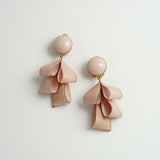 Clip Earring 「Yureru Ribbon(Swingin' Ribbon)」Pink