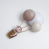 Brooch「Girl and Hot Air Balloon」
