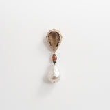 Brooch「Brown Glass with Drop Pearl」