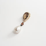 Brooch「Brown Glass with Drop Pearl」