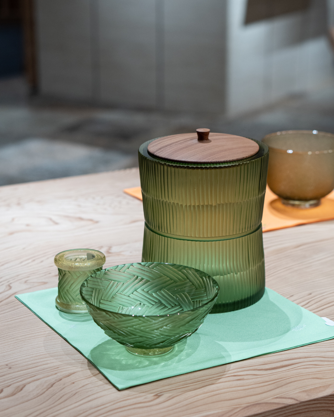 ムラーノガラス「茶器とうつわと花入れと」