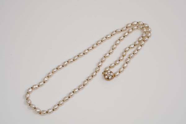 SMALL LONG PEARL NECKLACE