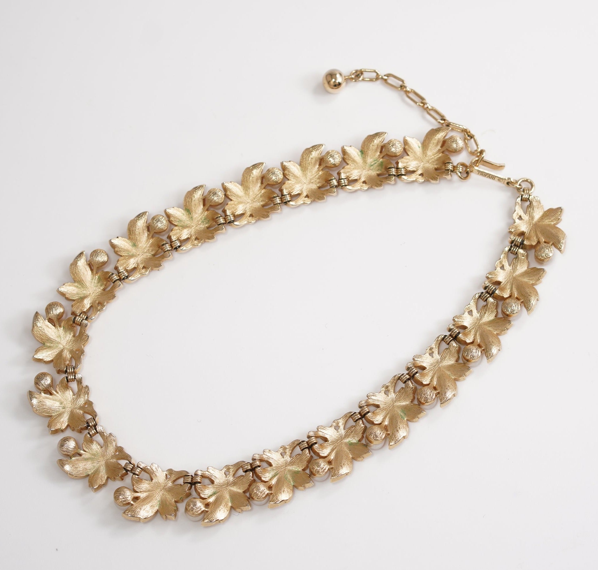 Trifariネックレス