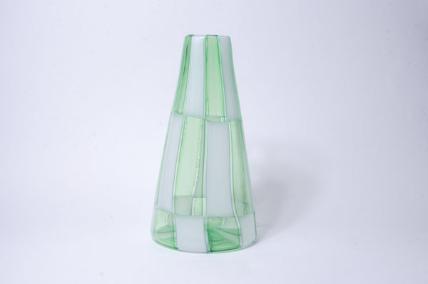 Triangular pyramid flower vase［20cm］