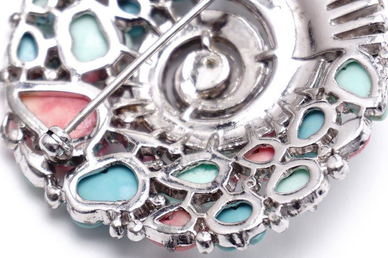 Brooch