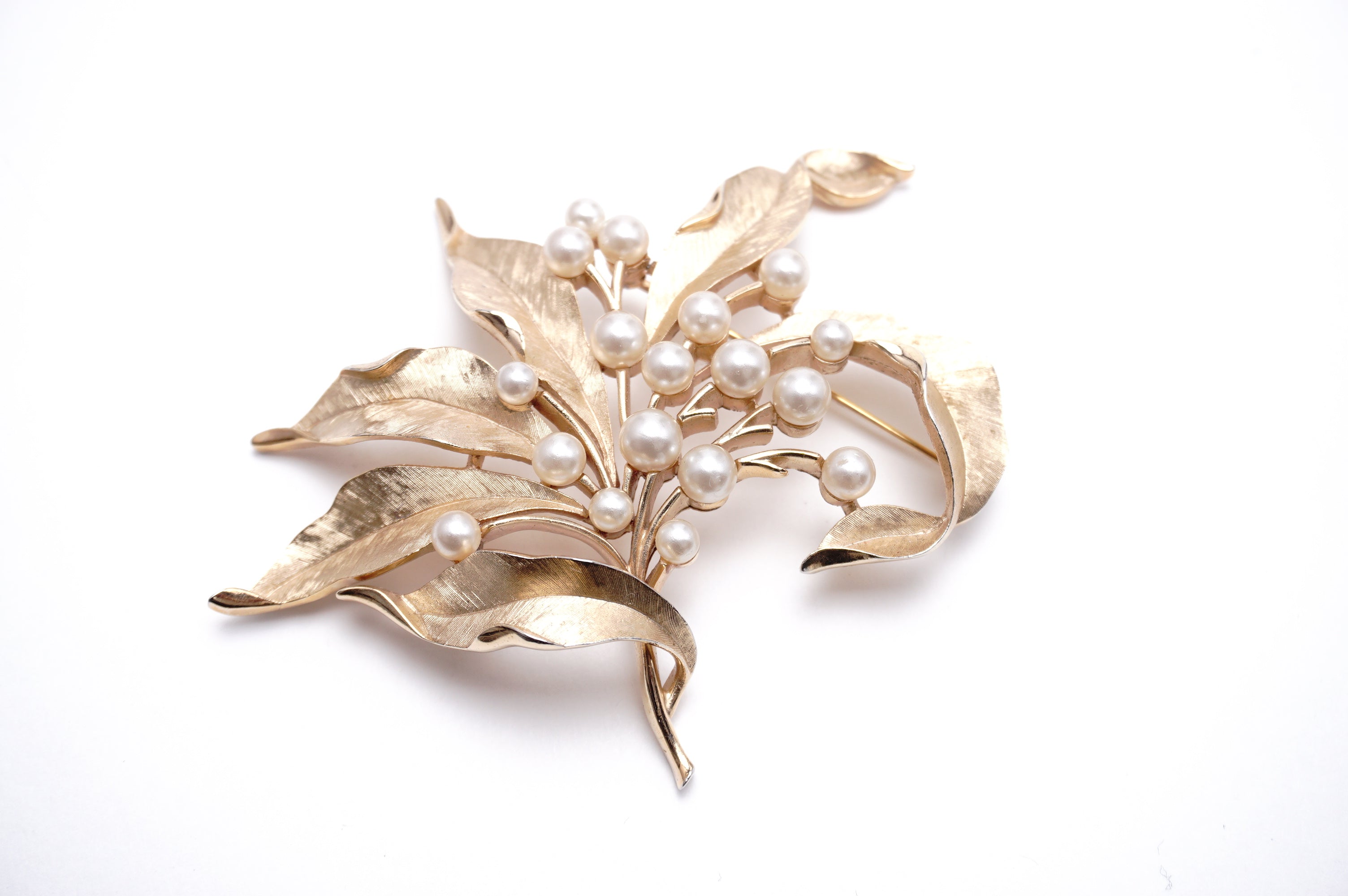 Trifari（トリファリ）ブローチ「小枝」 ／ヴィンテージ・コスチュームジュエリー