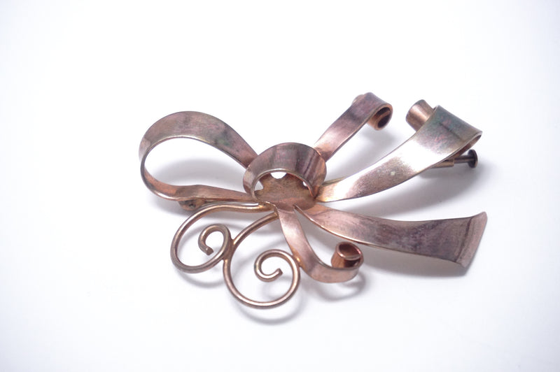 Brooch　　