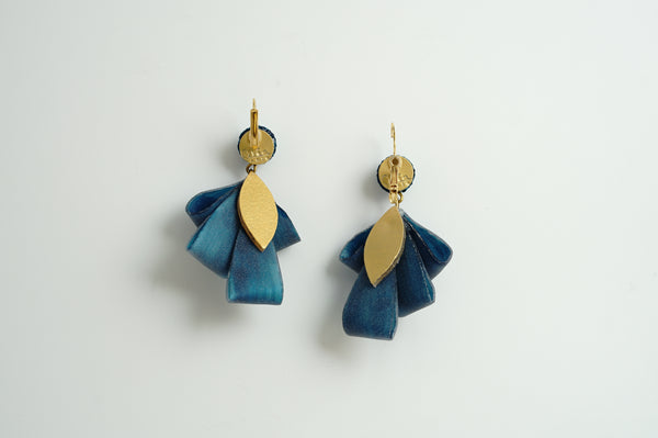 pierce「Houseki ni Ribbon(Ribbon with Jewel)」Matte Blue