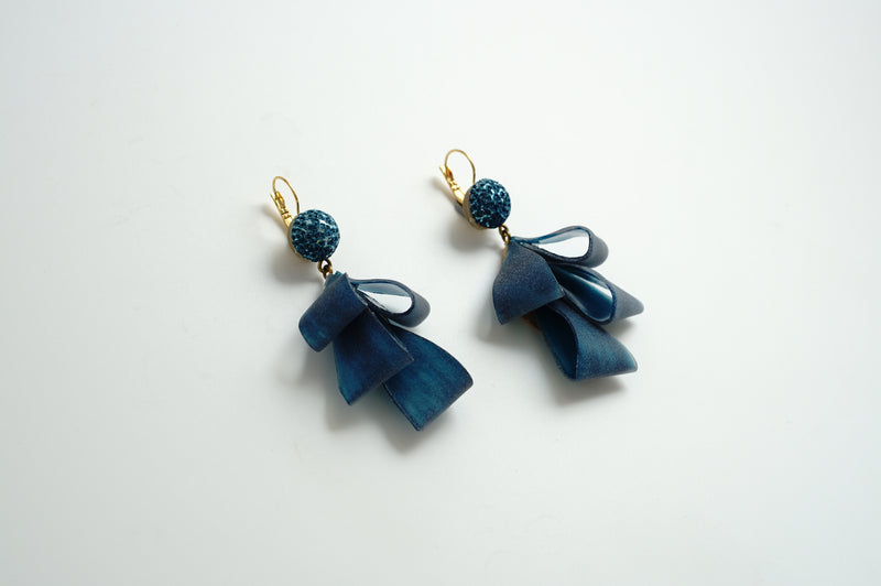 pierce「Houseki ni Ribbon(Ribbon with Jewel)」Matte Blue