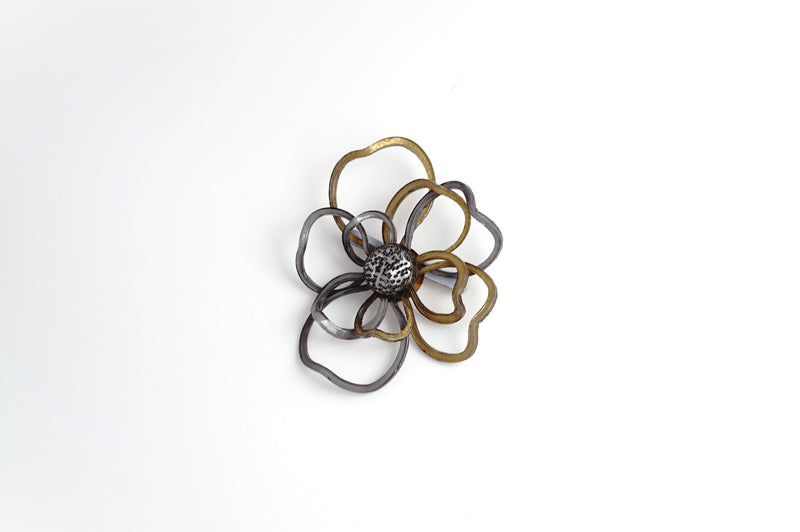 Brooch「Sankayou(umbrella leaf)」