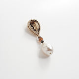 Brooch「Brown Glass with Drop Pearl」