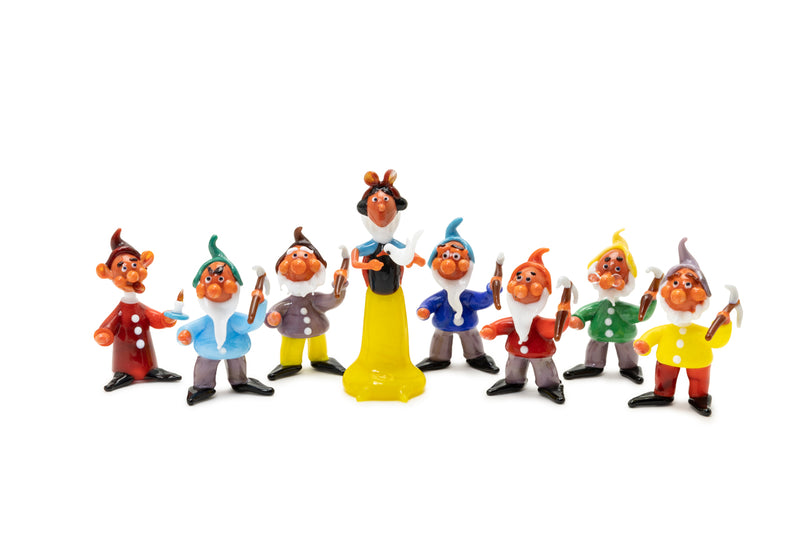 miniature Snow White and the Seven Dwarfs